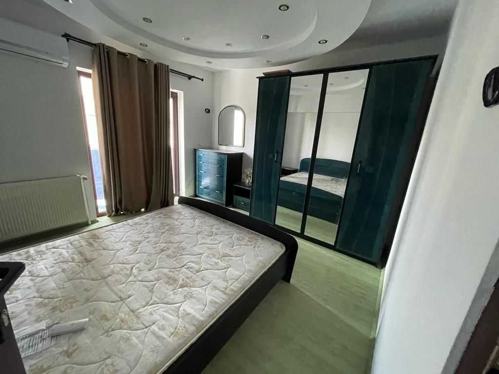 Se inchiriaza apartament 4 camere, langa Cinema Orizont