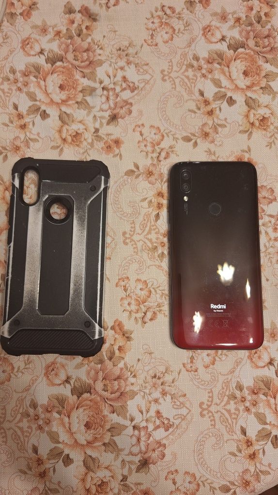 Продавам Xiaomi Redmi 7