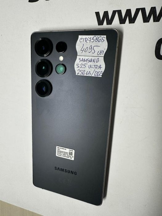 Samsung Galaxy S25 Ultra, 256GB, 12GB RAM -T-