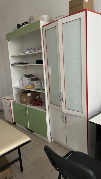 Шкафы для торговли