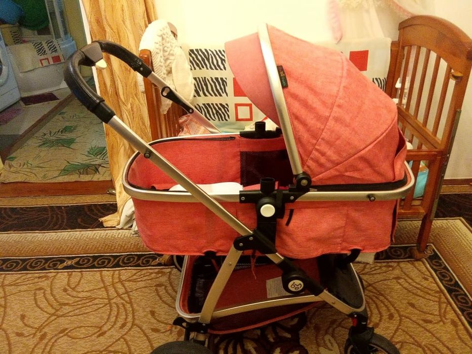коляска детская.