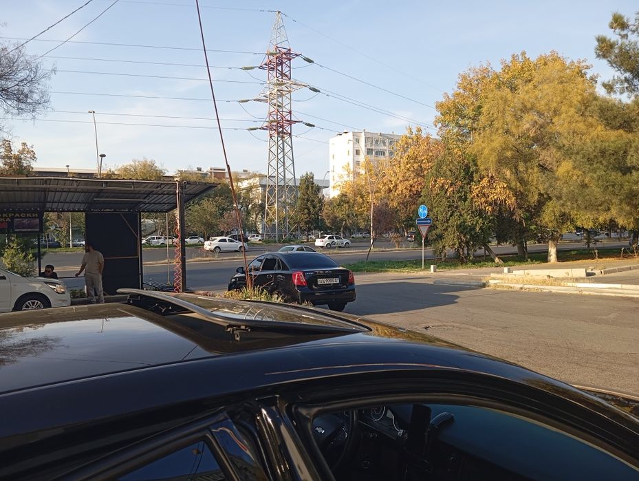 Принимаем на автомойку мойщиков хорошего  условия машина стабильная