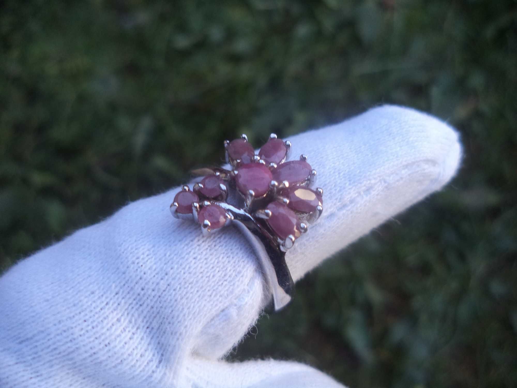 Старинни сребърни грандиозни пръстени естествени изумруди и рубини