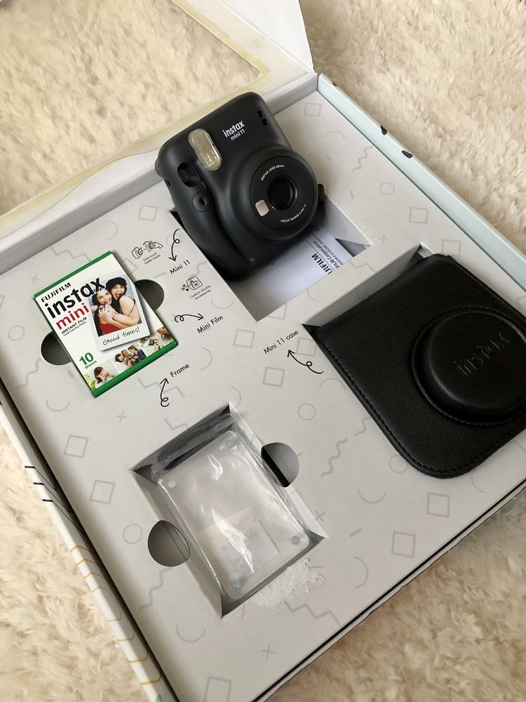Фотокамера моментальной печати Fujifilm Instax Mini 11 ACR. FRAME