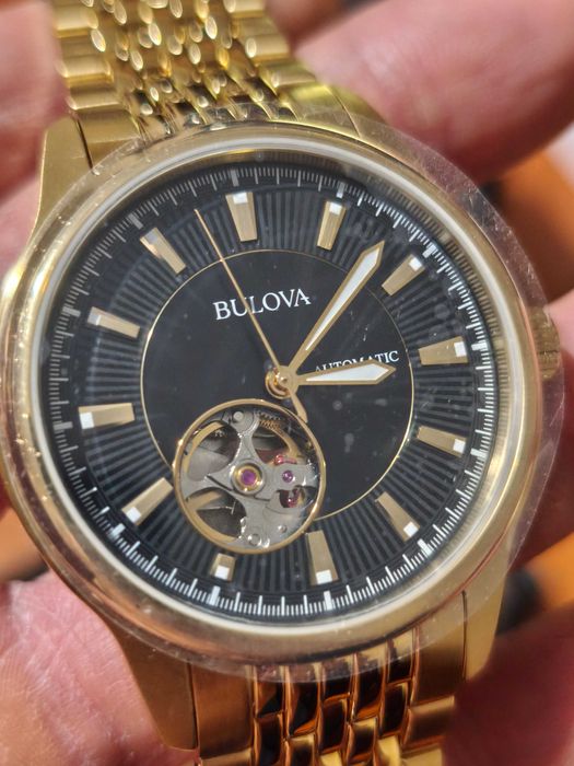 Нов автоматичен часовник Bulova -2бр