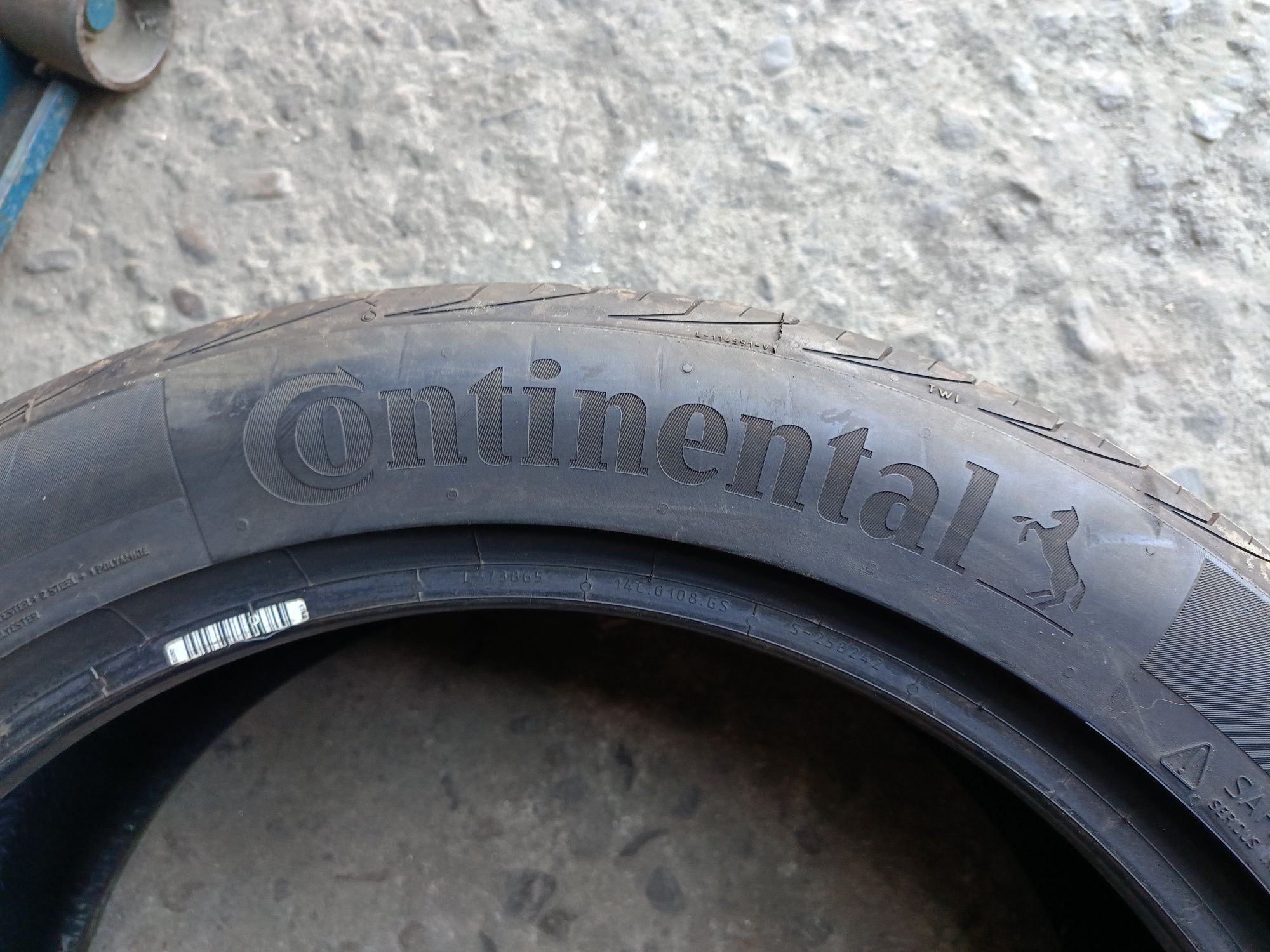 Летни гуми -18цола -235/45-1бр .-130лв."CONTINENTAL"