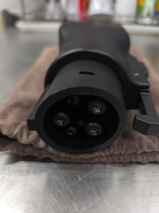 Адаптер V2L TYP1 отдаване 3,6kw