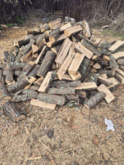 Дърва за огрев,нарязани и нацепени