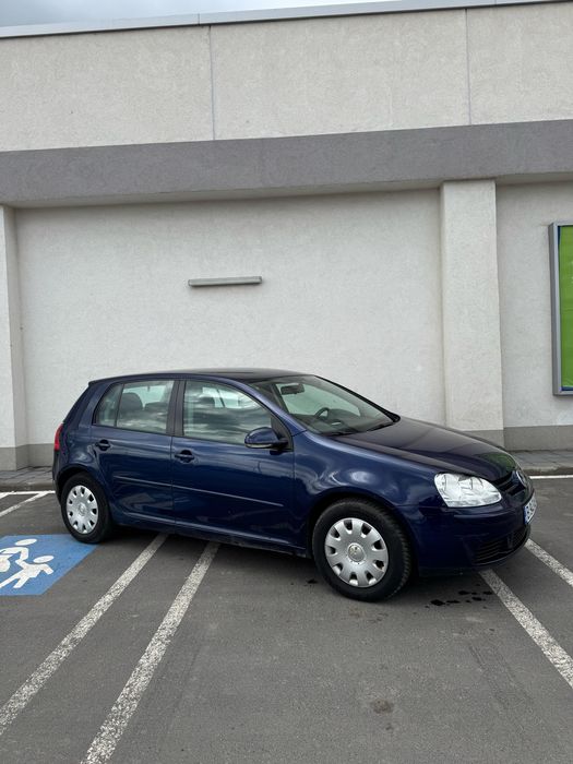 Volkswagen Golf  5 (mesaj pe olx)