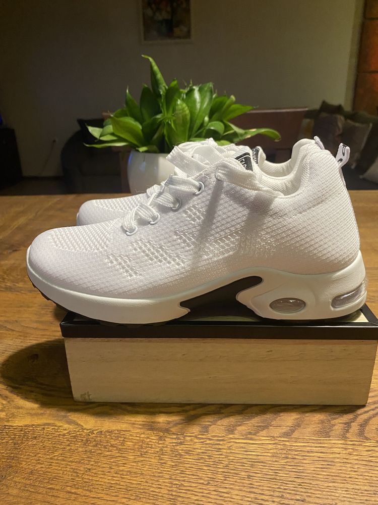 Спортни, ортопедични обувки маратонки Orthowalk номера 37-41 в 3 цвята
