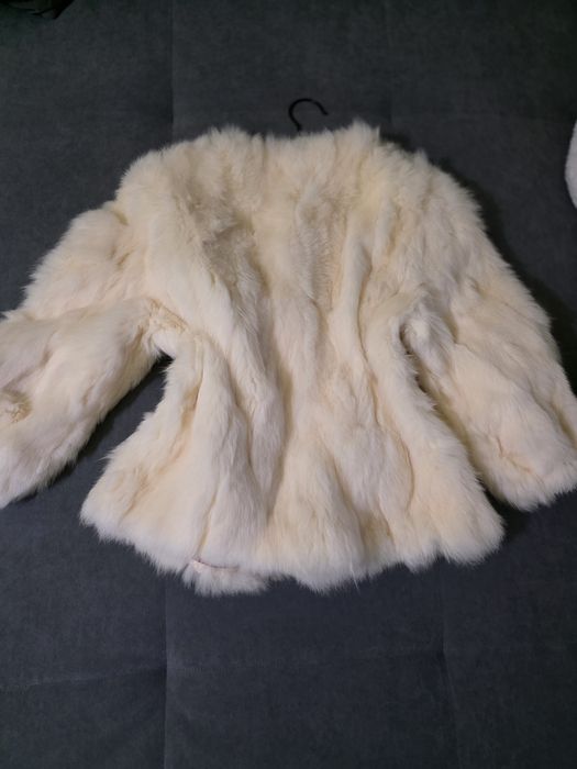 Blana naturala usoara si calduroasa cambrata