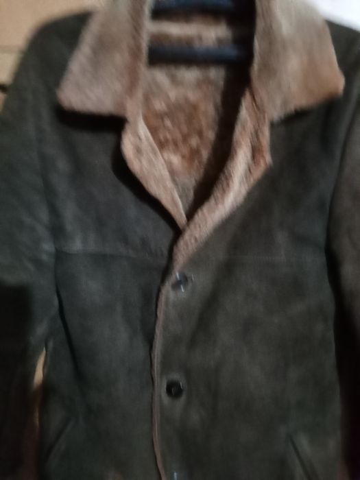 Подам дублёнку б/у наиуральна качество