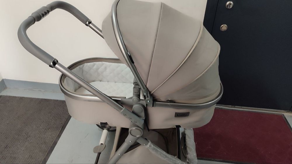 Kolyaska universalniy