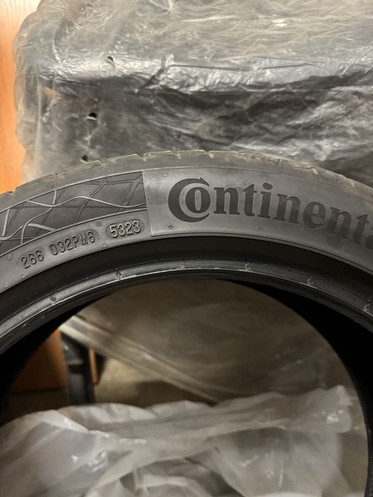 225/45/17 Continental