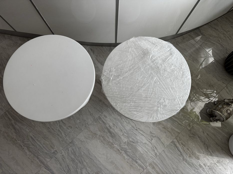 Декоративни помощни маси