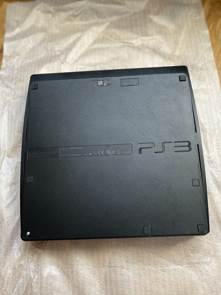 PS 3 (500 GB).