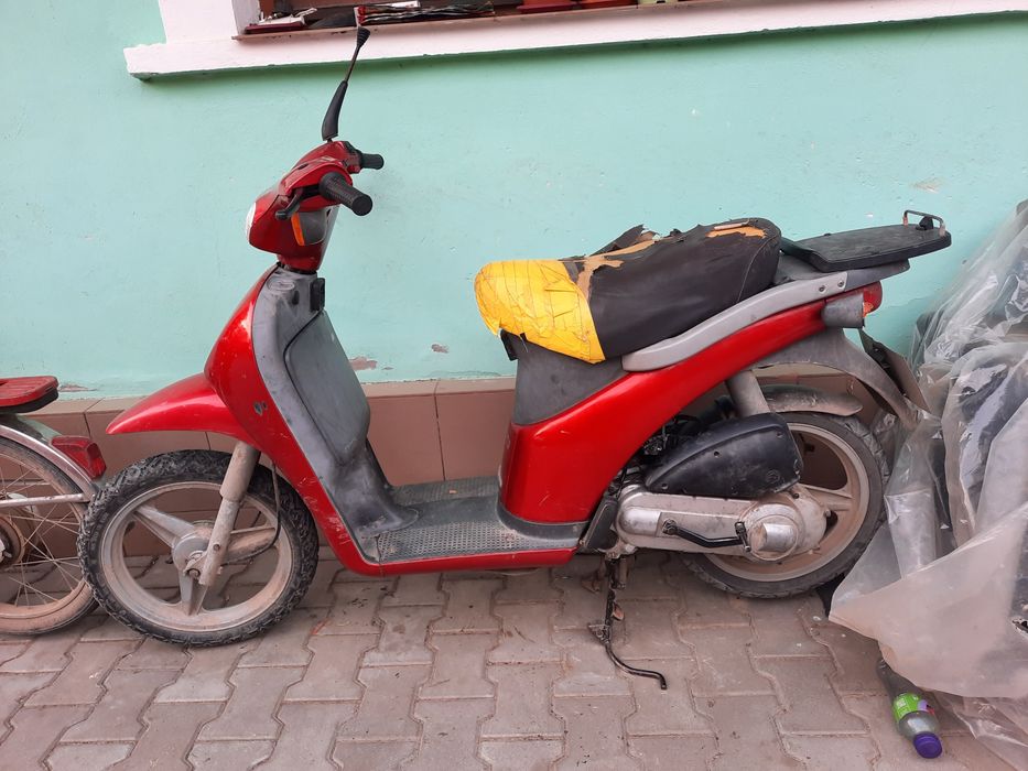 Vând scuter piagio free  2t 49cc