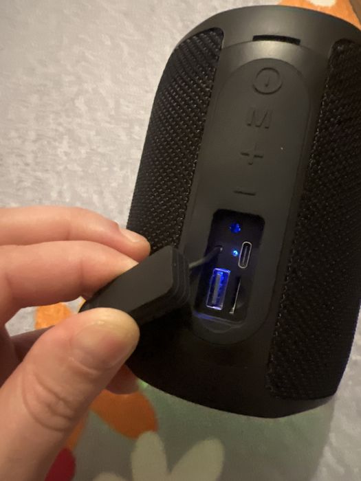 Vând Boxa Bluetooth