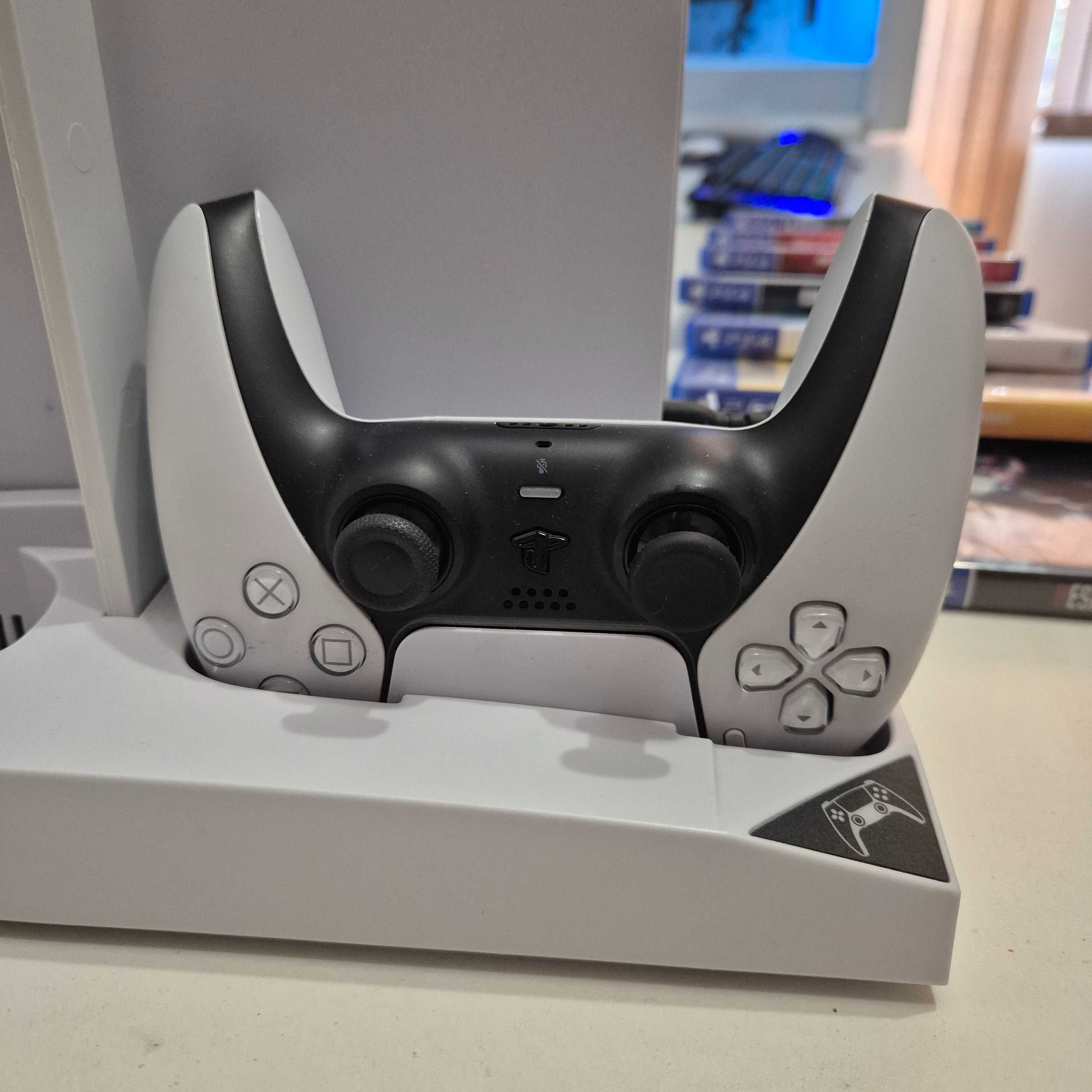 PlayStation 5 + 1 джойстик+ 13 игри + поставка -зарядно !