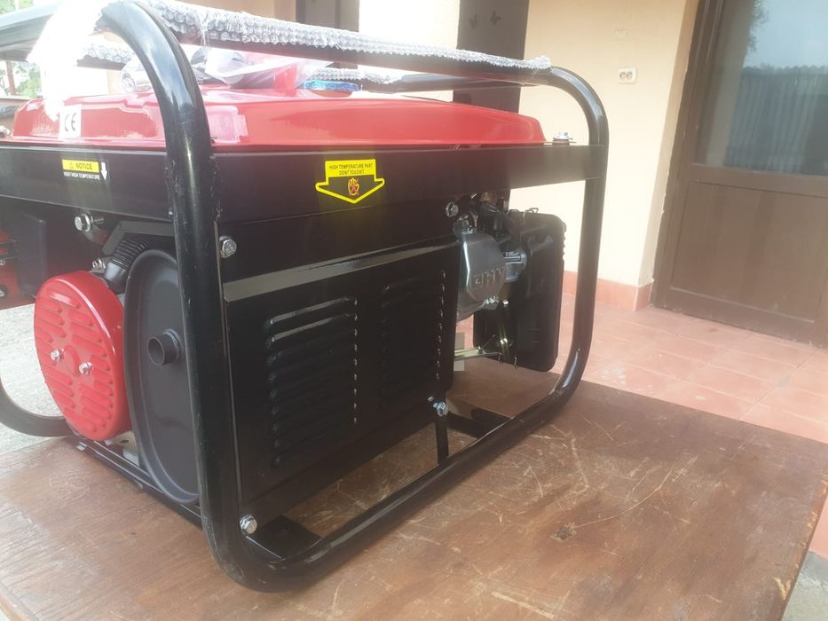 Generator de curent Honda, 5.5 kw, 220v si 380v, nou, livrare gratuita