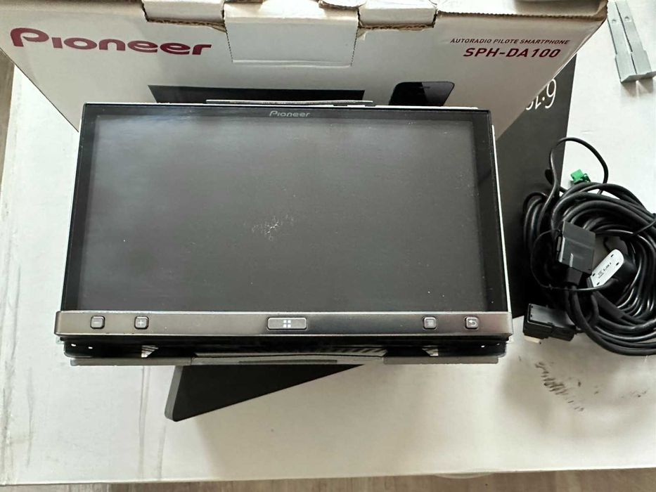 Мултимедия Pioneer SPH-DA100 + Ipod