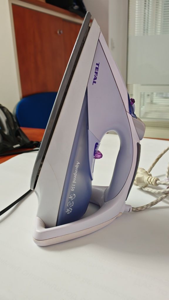 Парна ютия Tefal