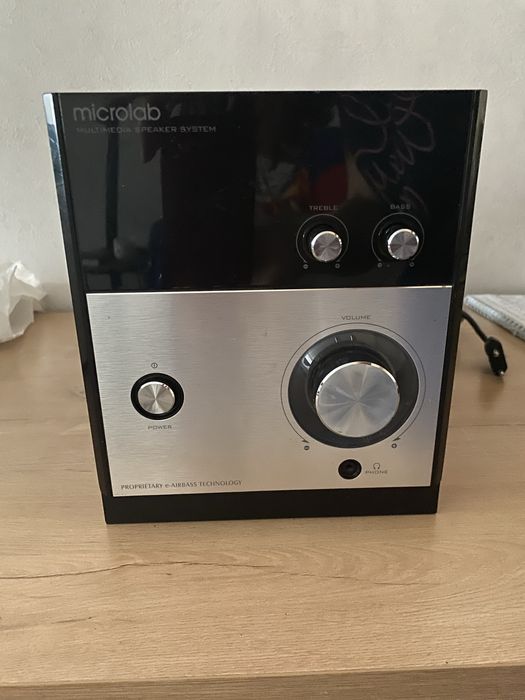Продам Колонку (microlab) б/у