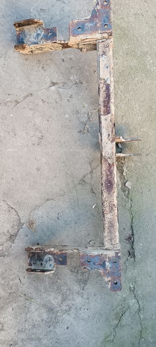 Vând suport cârlig Suzuki Grand Vitara 2007