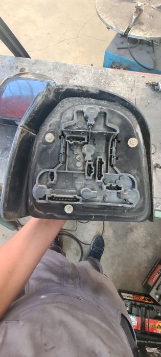 Hella magic color black стопове за Голф3