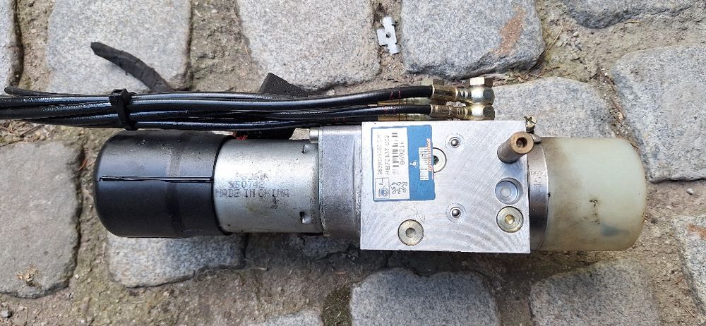 Помпа Гюрук за Пежо 206цц / Peugeot 206cc /