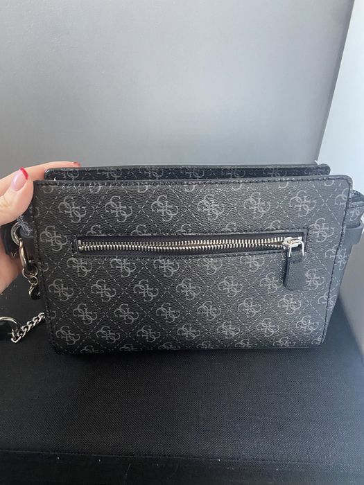 Дамска чанта Guess