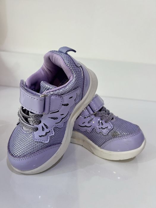 Маратонки 23 номер Sinsay