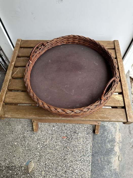 Ратанови кошници и подноси