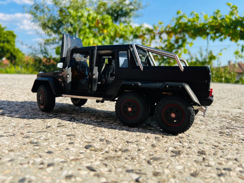 Mercedes G 6x6 1:18 auto art signature