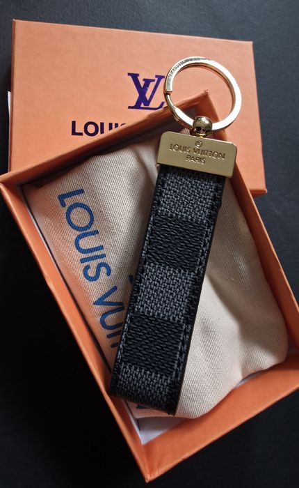 L0uis Vuitt0n ключодържател естествена кожа