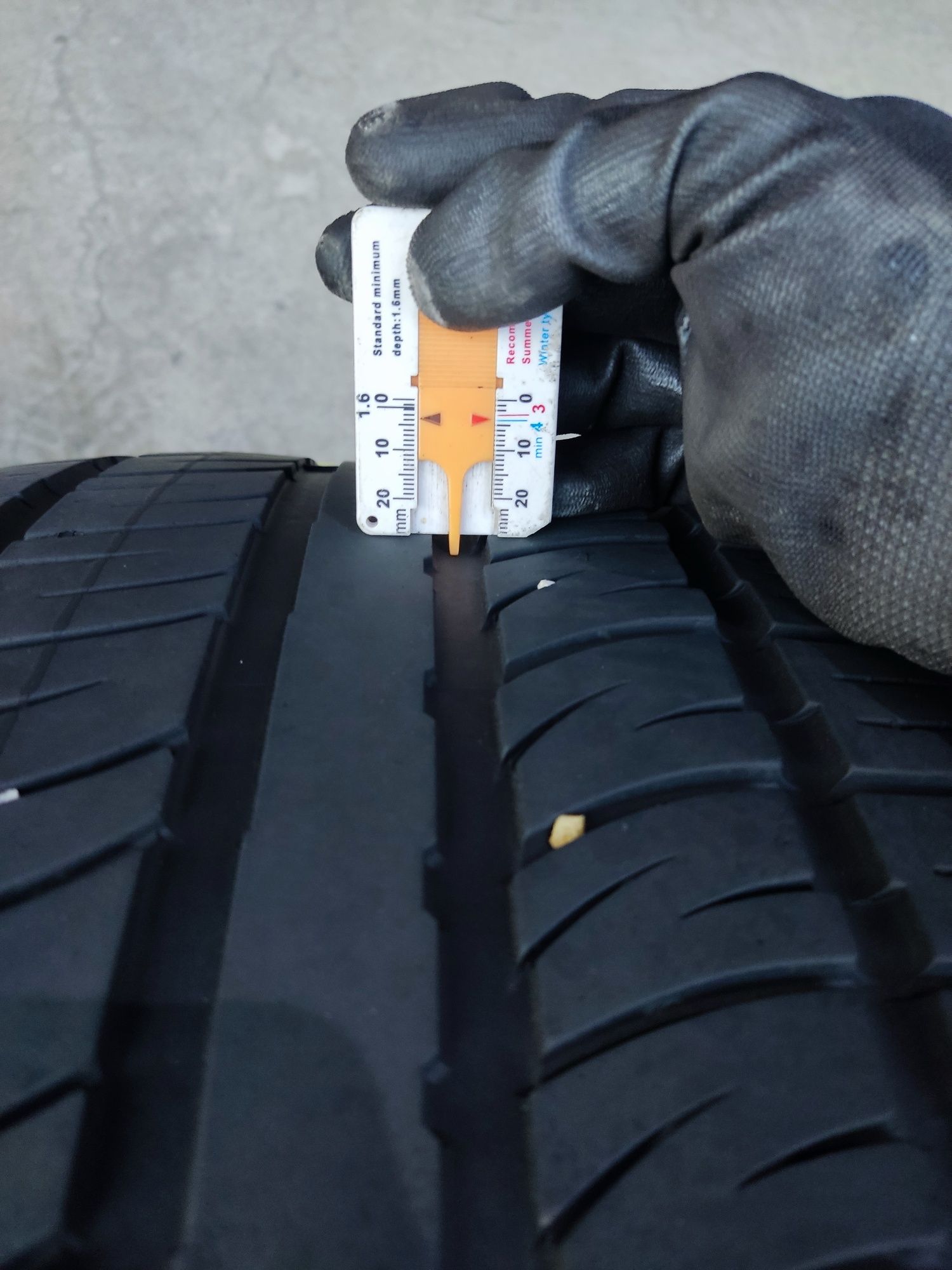 295 40 22 летни Pirelli mercedes g class