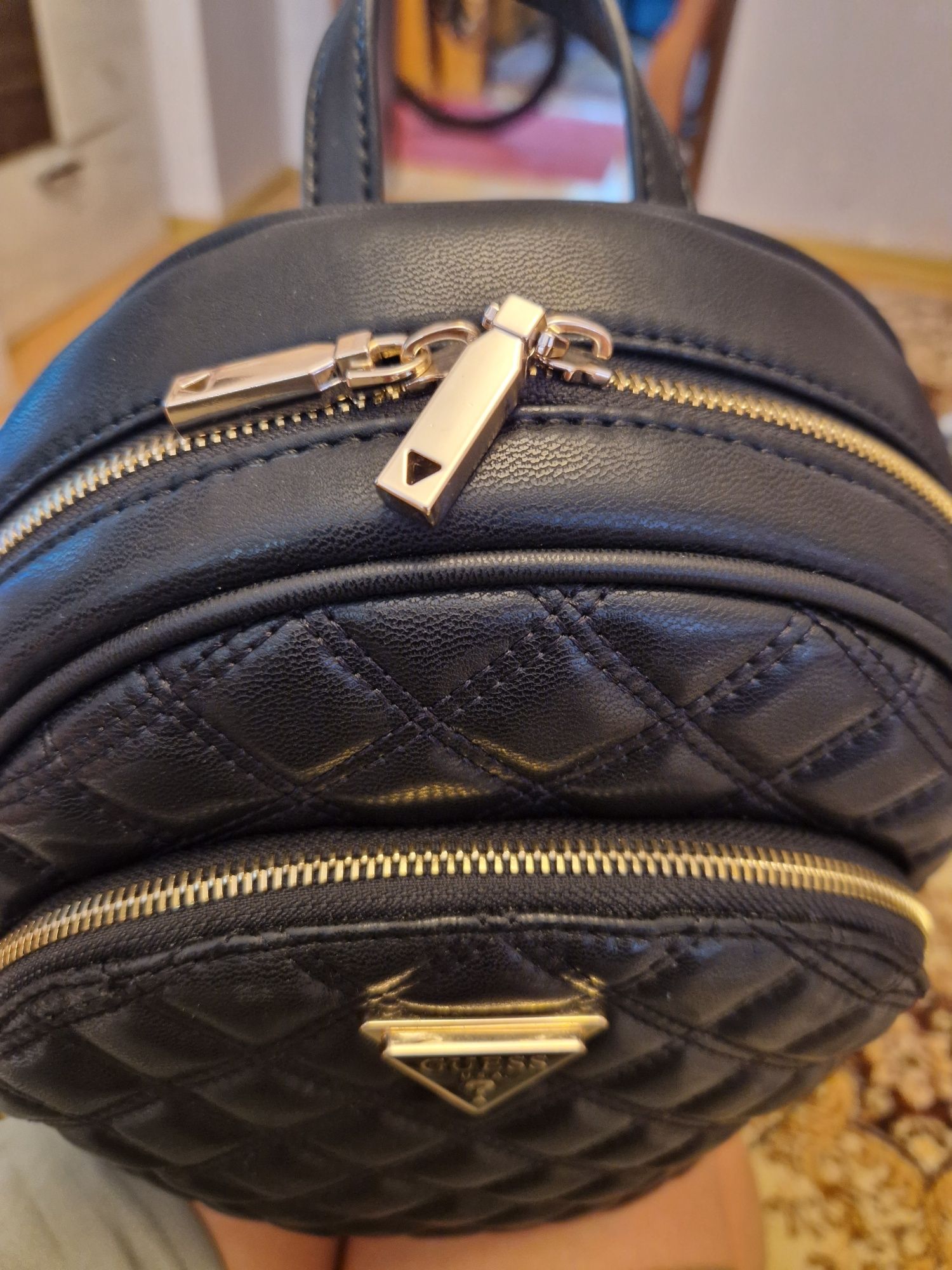 Чанта оригинална Guess