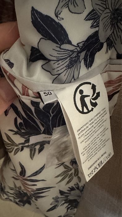 Costum Issac Dewhirst