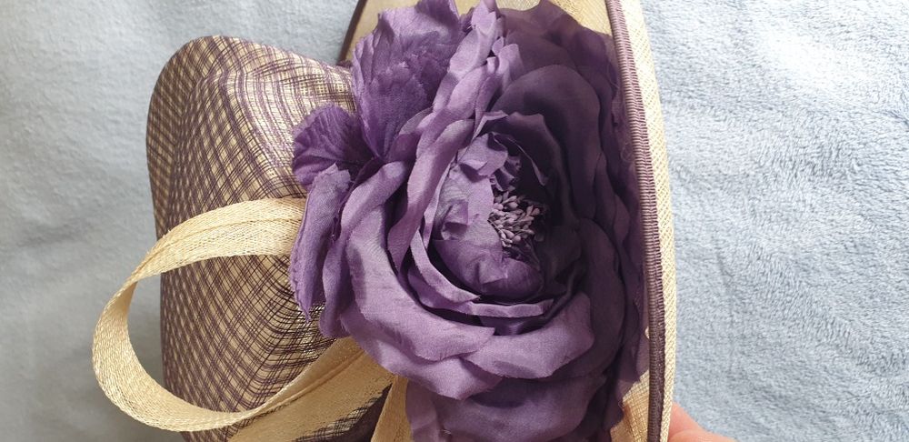 Pălărie pentru nuntă