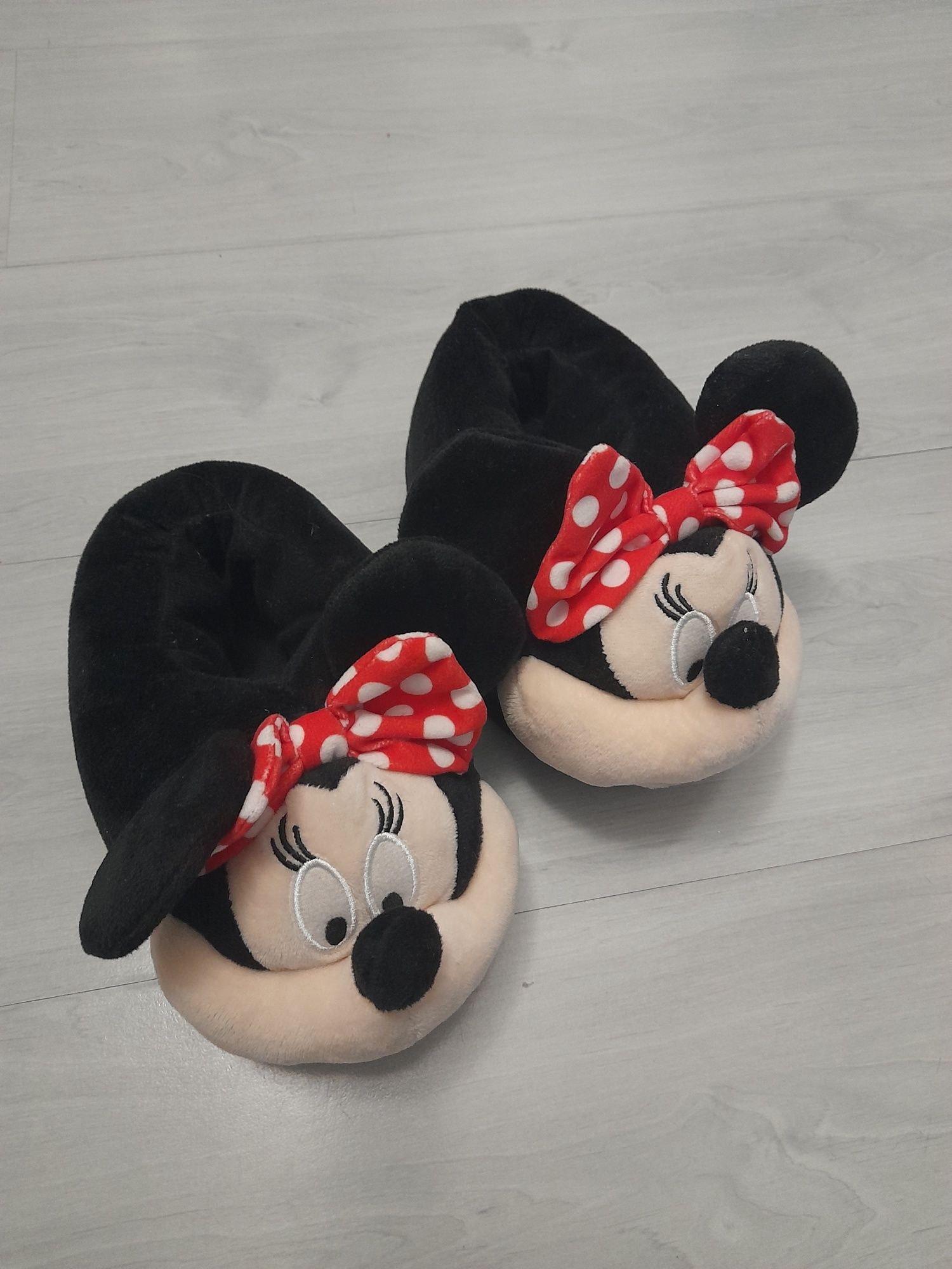 Botosei Minnie Mouse pentru fetite