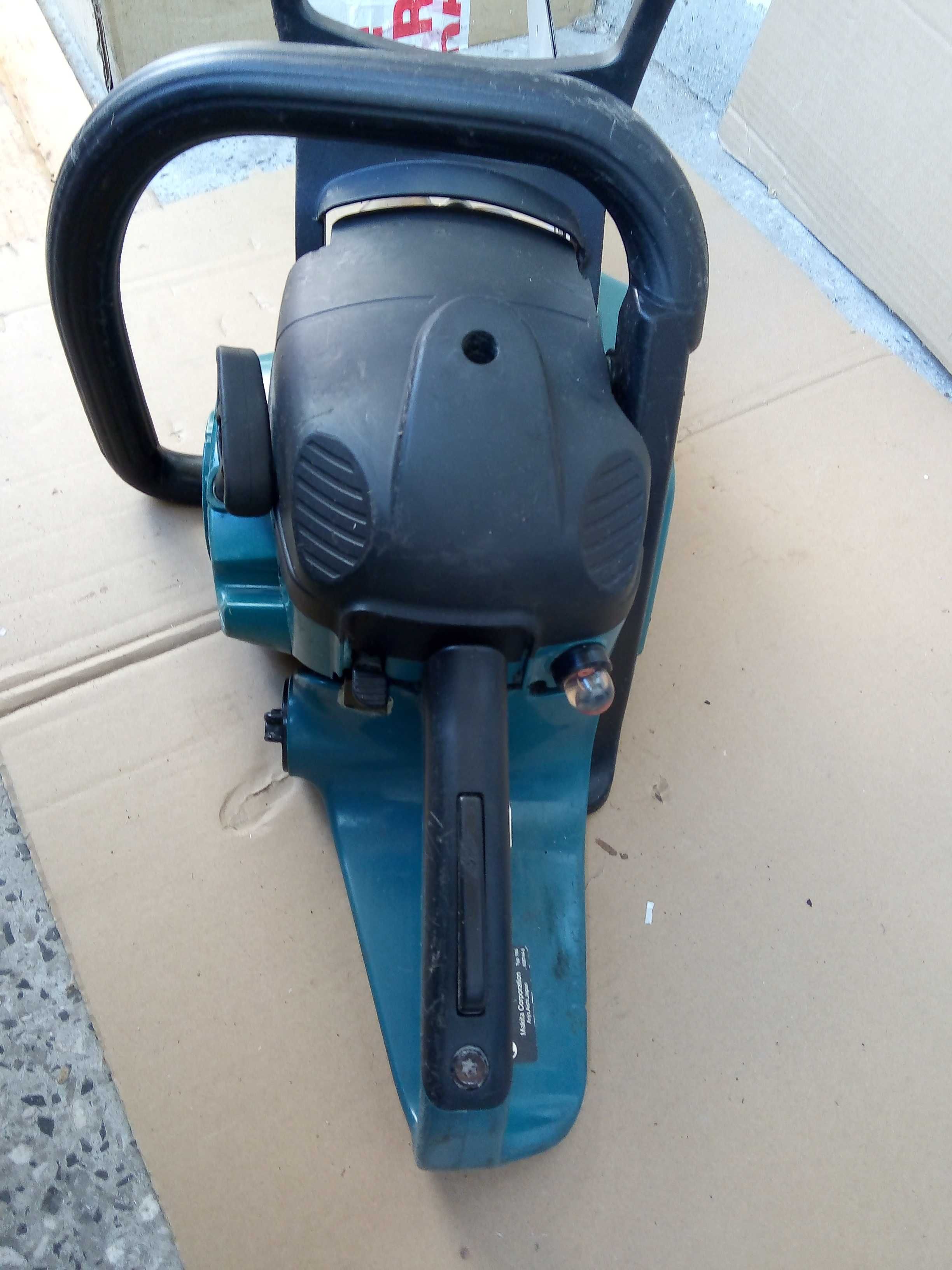 моторен трион MAKITA EA3201S - 32 кубика оригинал японски  отличен