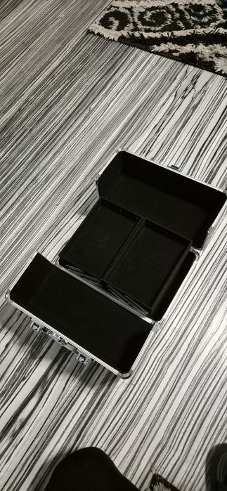 Organizator de machiaje