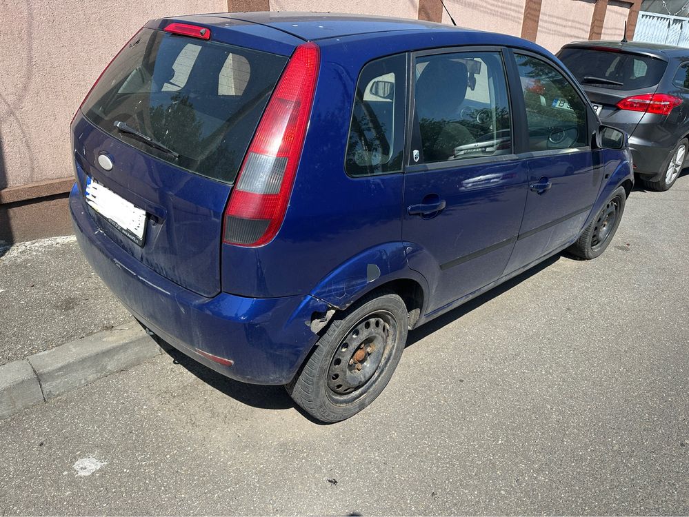 Ford fiesta 2005 1,4 benzina + gpl Motor defect