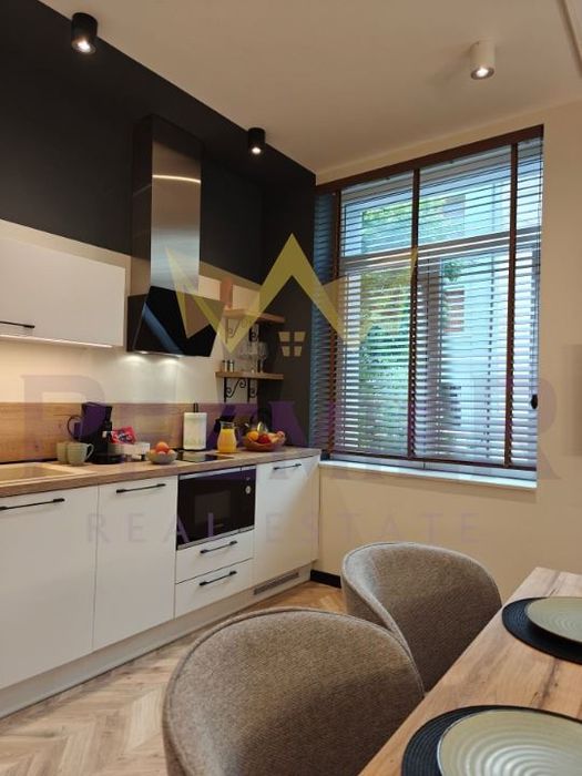 2-стаен в Варна-Гръцка махала площ 60 цена 900