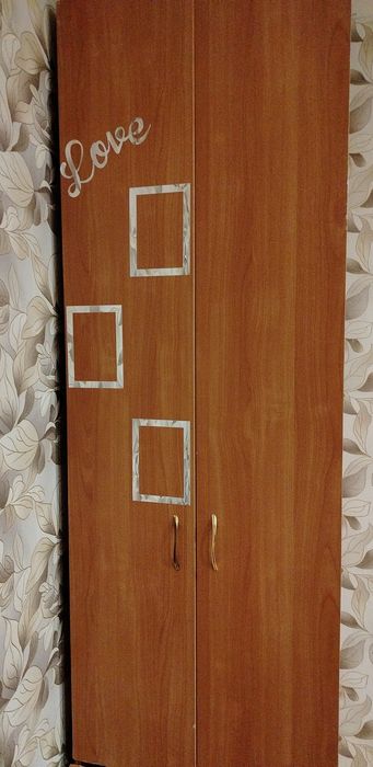 Продам шкаф срочно