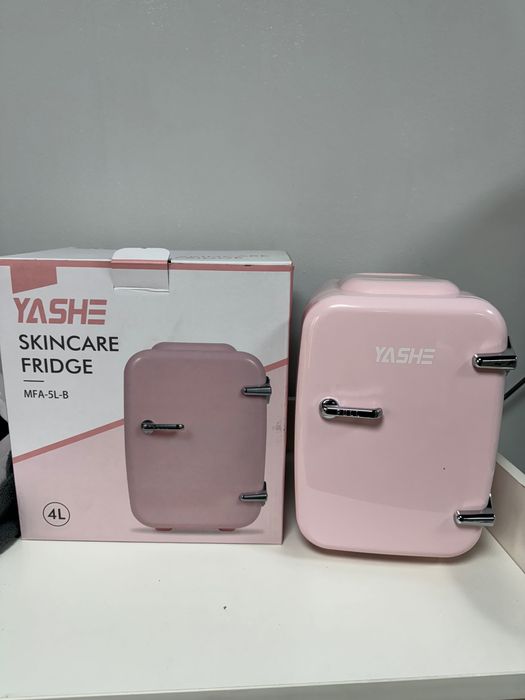 Холодильник для косметики