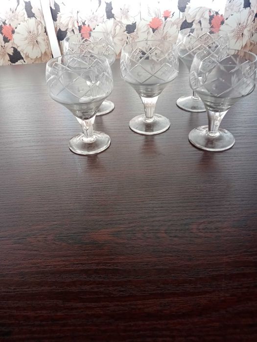 нови чаши за алкохол