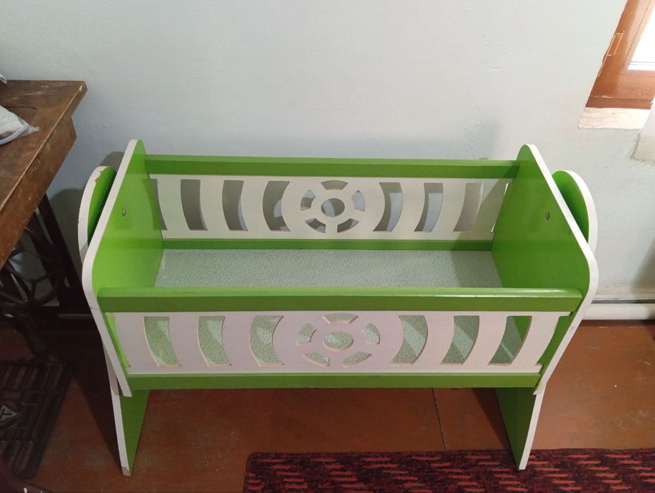 Bolalar  2ta kravati sotiladi