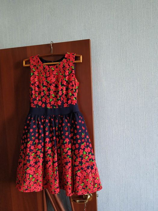 Продаю летнее платье