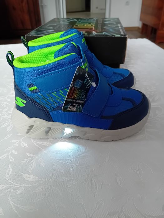 Papuci Skechers noi - marimea 25